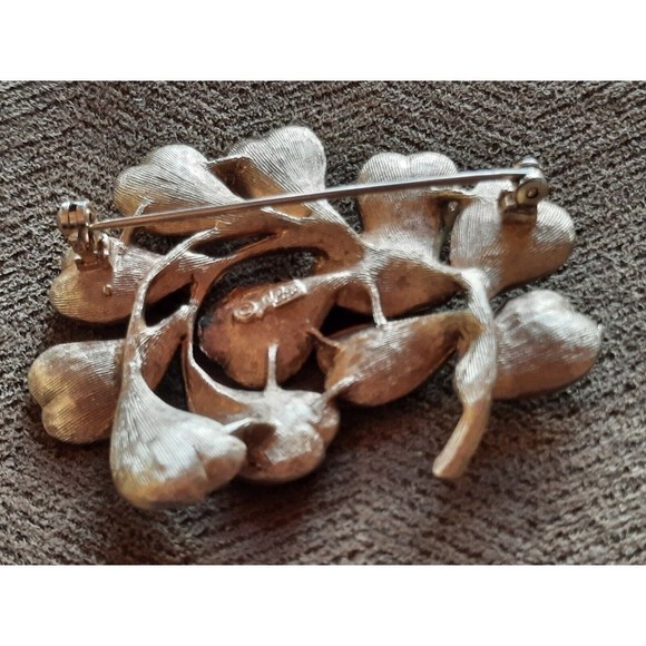 Vintage Coro Francois Brooch Pin Heart Shaped Leaf Branch Goldtone Textured 2" - Picture 2 of 5